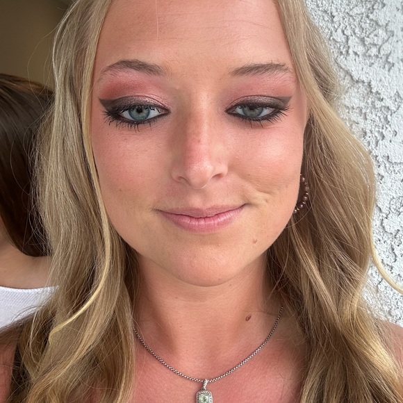 nicoleshoffn301